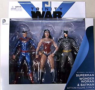 DC COLLECTIBLES NEW 52 TRINITY WAR SUPERMAN & WONDER WOMAN & BATMAN 3PACK